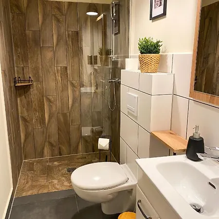 41 Apartment
